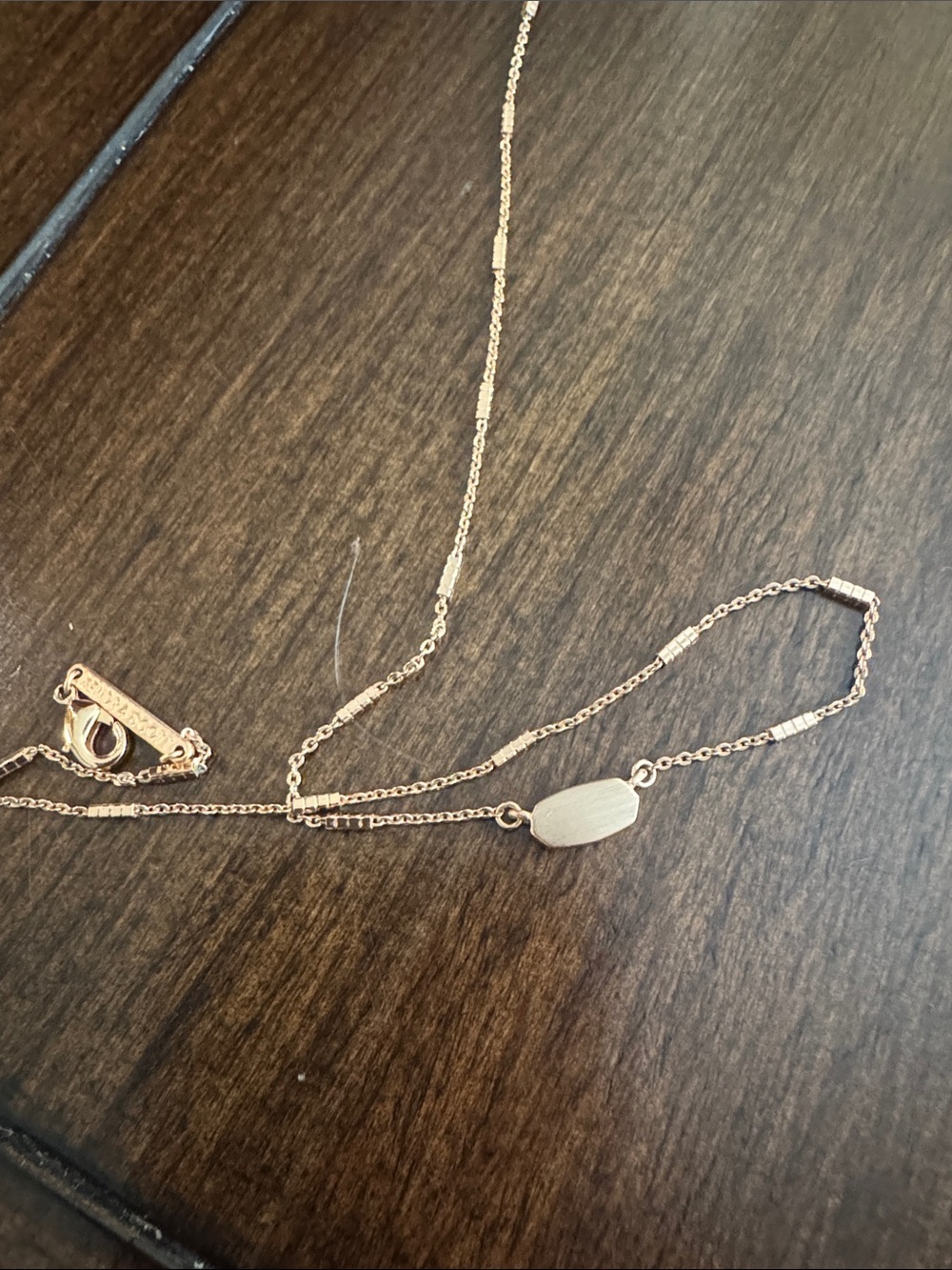Kendra Scott Petite Rose Gold Oval Station Necklace - Picture 4 of 4